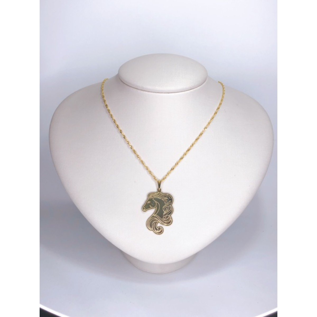 BIJU COLAR DOURADO CAVALO LUXO